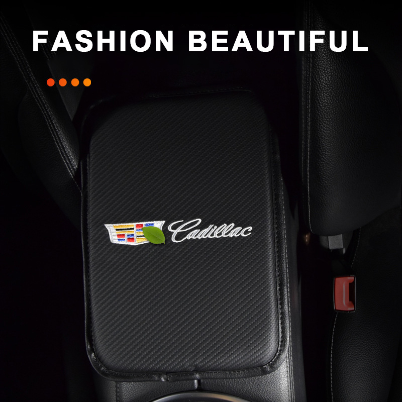 وسادة وحدة التحكم المركزية للسيارة ، غطاء صندوق مقعد مسند ذراع السيارة العالمي المقاوم للماء ، ملحقات السيارة الداخلية ، واقي غطاء مسند الذراع من ألياف الكربون لمعظم المركبات ، سيارات الدفع الرباعي ، الشاحنة ، السيارة (أسود)