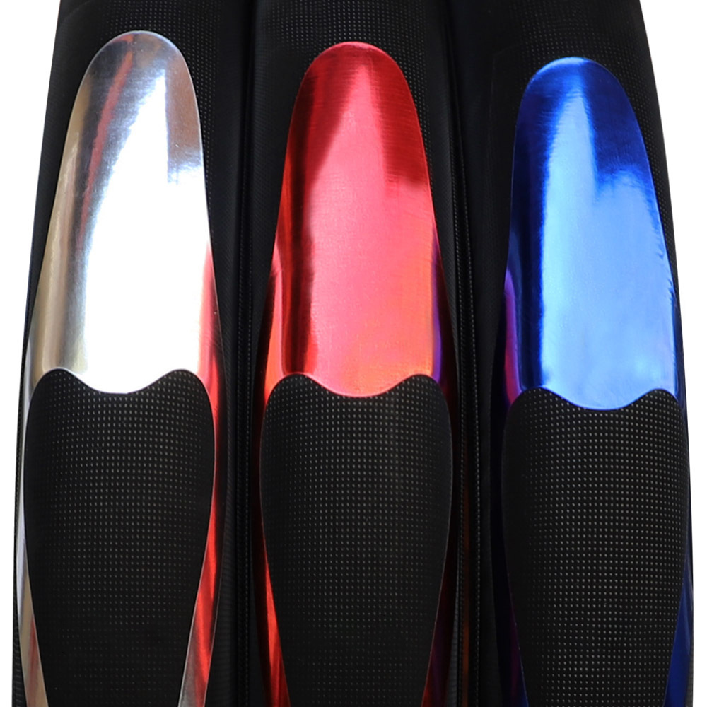 غطاء عجلة قيادة السيارة مرن والجلد غطاء عجلة قيادة ديناميكي معدني بدون حلقة داخلية مناسب عالمي للسيارة المتوسطة (37-38 سم) 