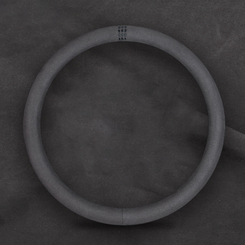  (سمك 3.2 مللي متر) غطاء عجلة قيادة السيارة من الجلد المدبوغ الأسود ، غير قابل للانزلاق ومسامي 15 بوصة مناسب