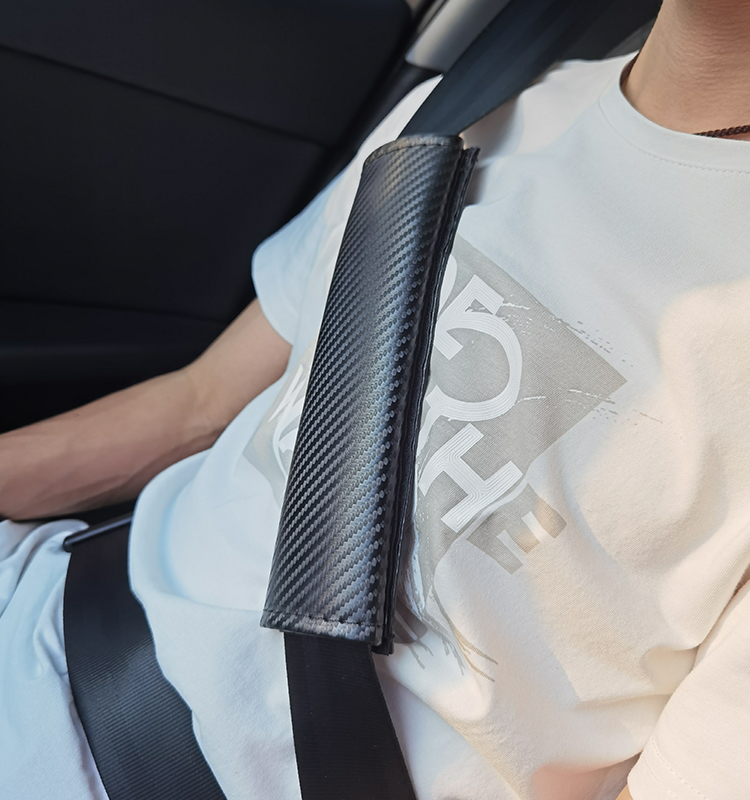 04 غطاء مقعد السيارة من ألياف الكربون